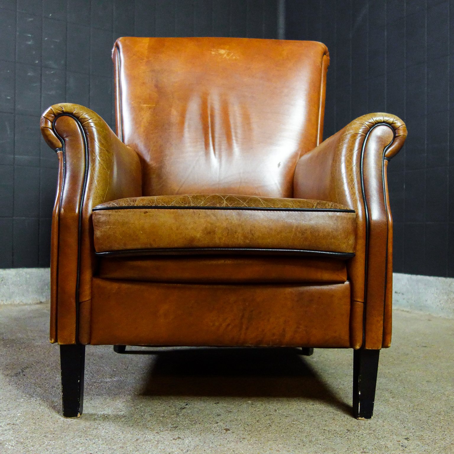 expositie verzameling Stereotype Vintage Lederen fauteuil – Bruin - Assortiment - Vivre Interieur Authentique