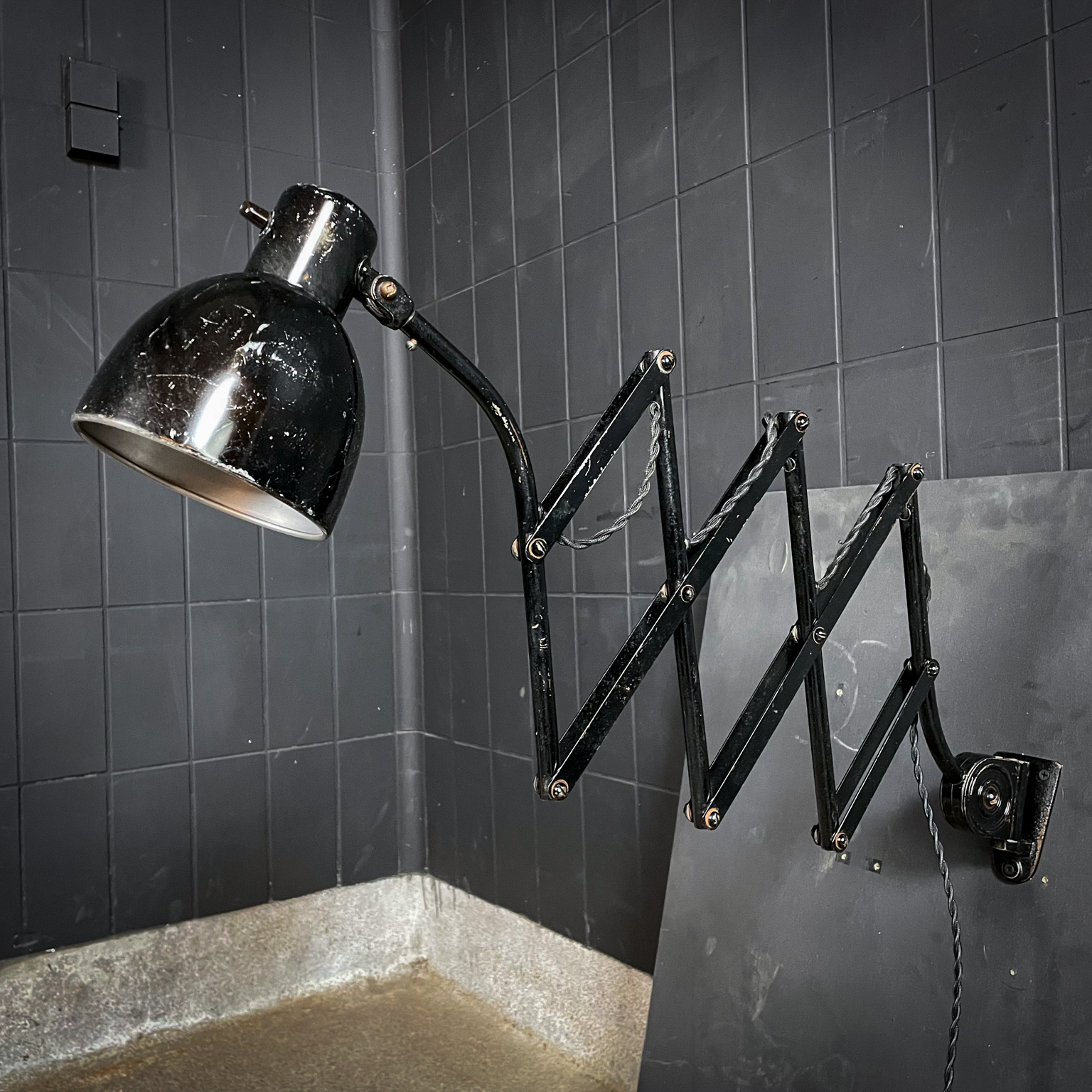 Bauhaus Zeist Scissor Lamp Schaarlamp Wandlamp - Zwart - Jaren - Assortiment - Vivre Interieur